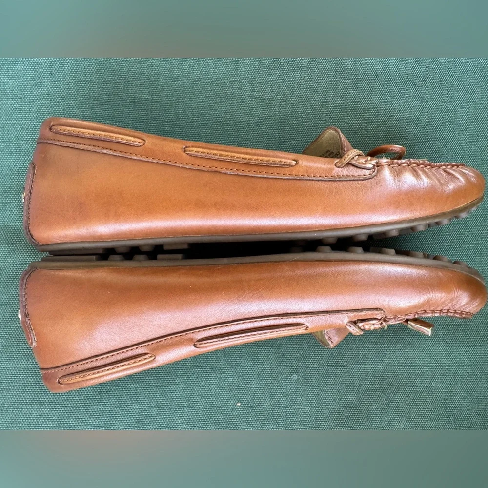 Michael Kors Women's Sutton Moccasin Flat Loafers - Picture 5 of 9
